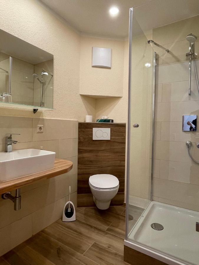 Hotel Andrea 克赖尔斯海姆 外观 照片