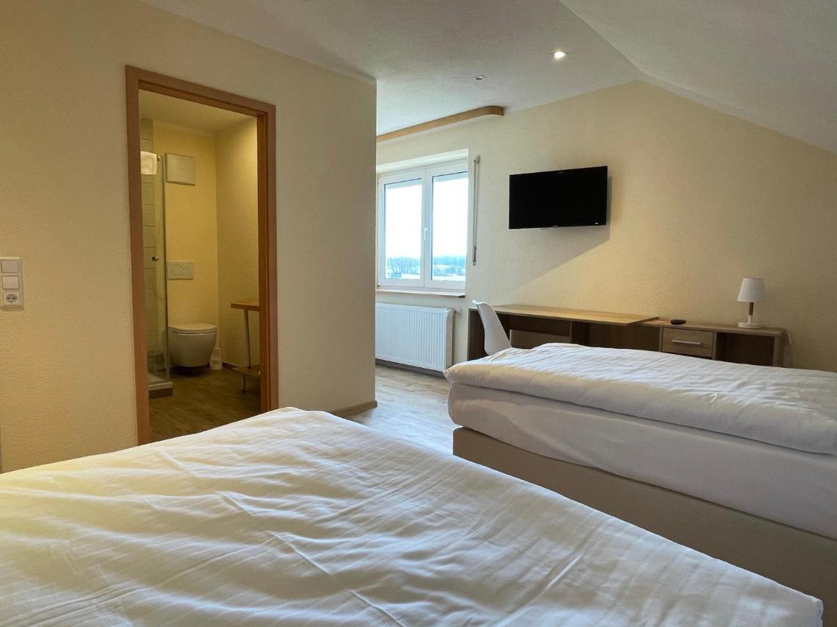 Hotel Andrea 克赖尔斯海姆 外观 照片