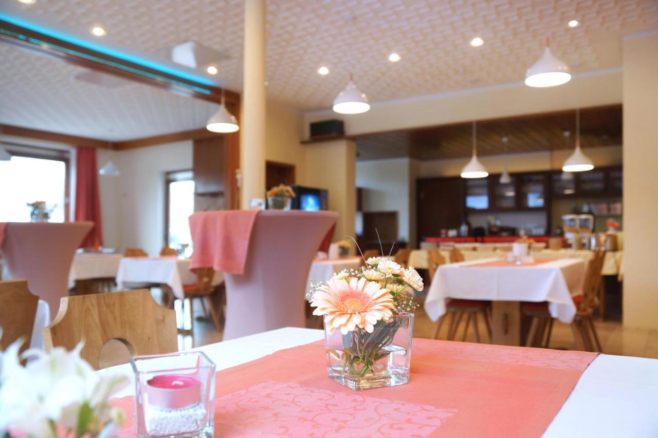 Hotel Andrea 克赖尔斯海姆 外观 照片